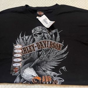 Large Harley Davidson mens t shirt